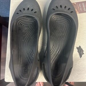 Mary Jane black crocs size 8
